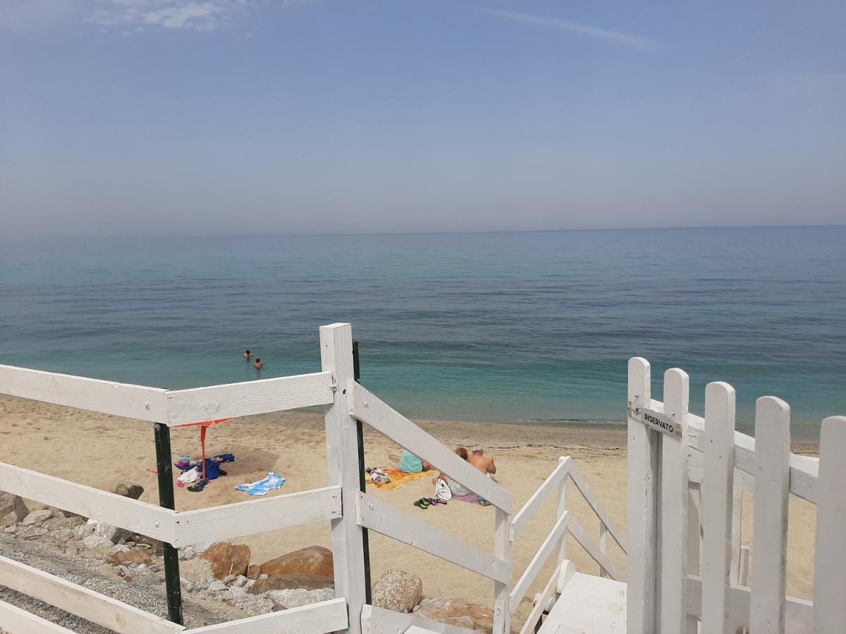Villetta Sul Mare Capo Vaticano Luaran gambar